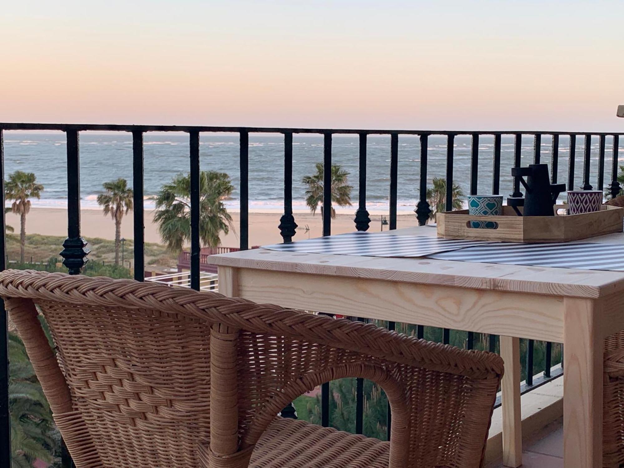 Mirando Al Mar. Primera Linea De Playa 이슬라카넬라 외부 사진